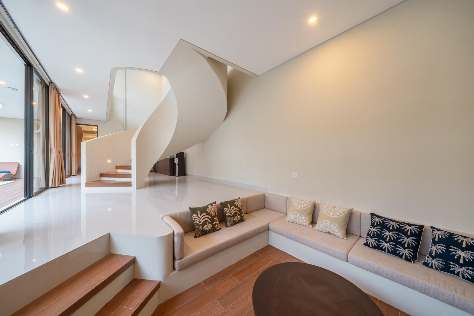 Serangan-Villa-Livingroom-04